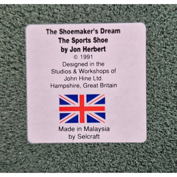 Shoemakers Dream Sports Shoe Figurine Jon Herbert Cottage John Hine Ltd 1991 - Picture 3 of 10